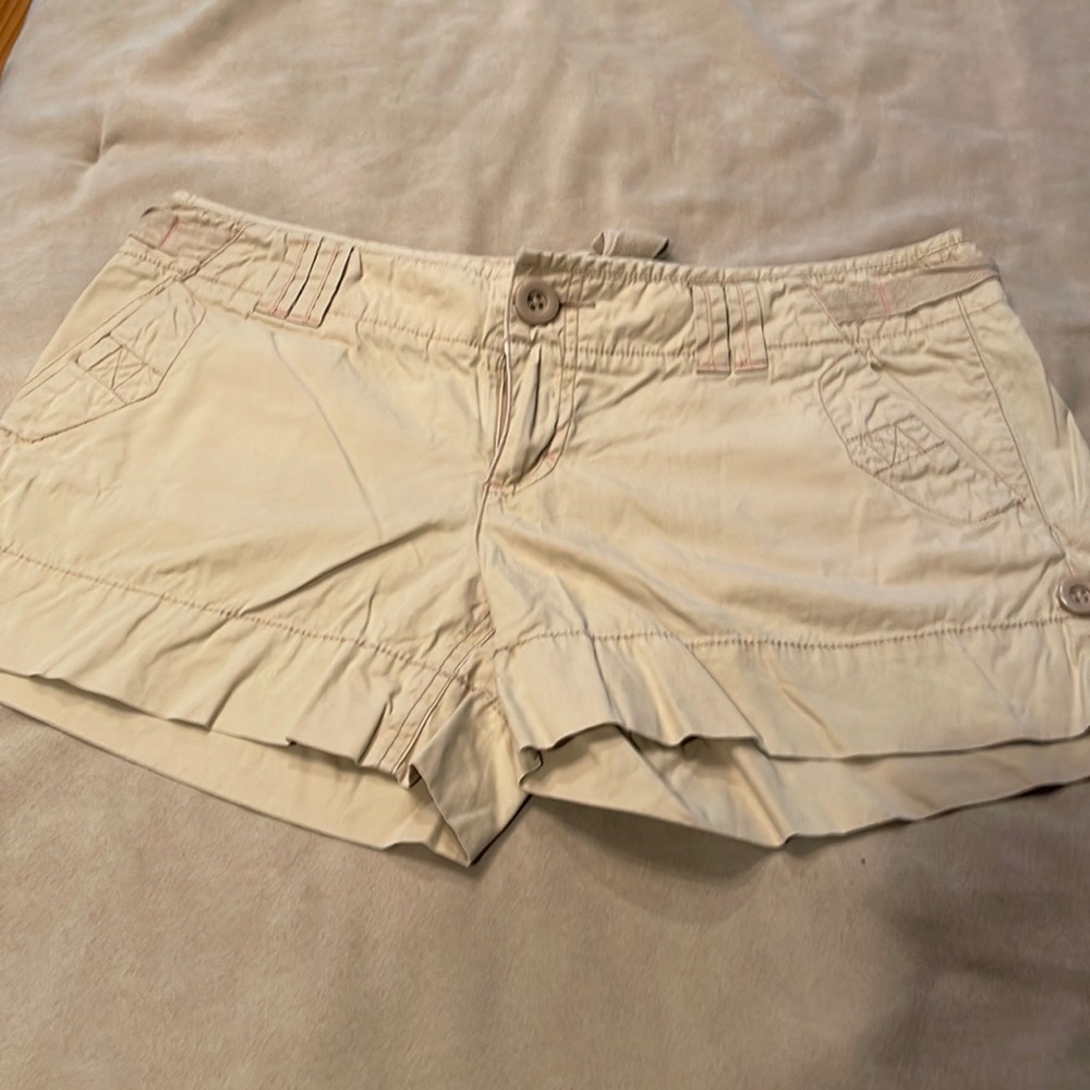 AE khaki shorts size 10